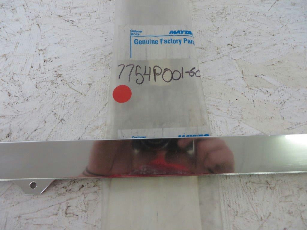 MAYTAG WHIRLPOOL STOVE 7754P001-60 BOTTOM TRIM (CHROME) NEW MAYTAG WHIRLPOOL STOVE 7754P001-60 BOTTOM TRIM (CHROME) NEW